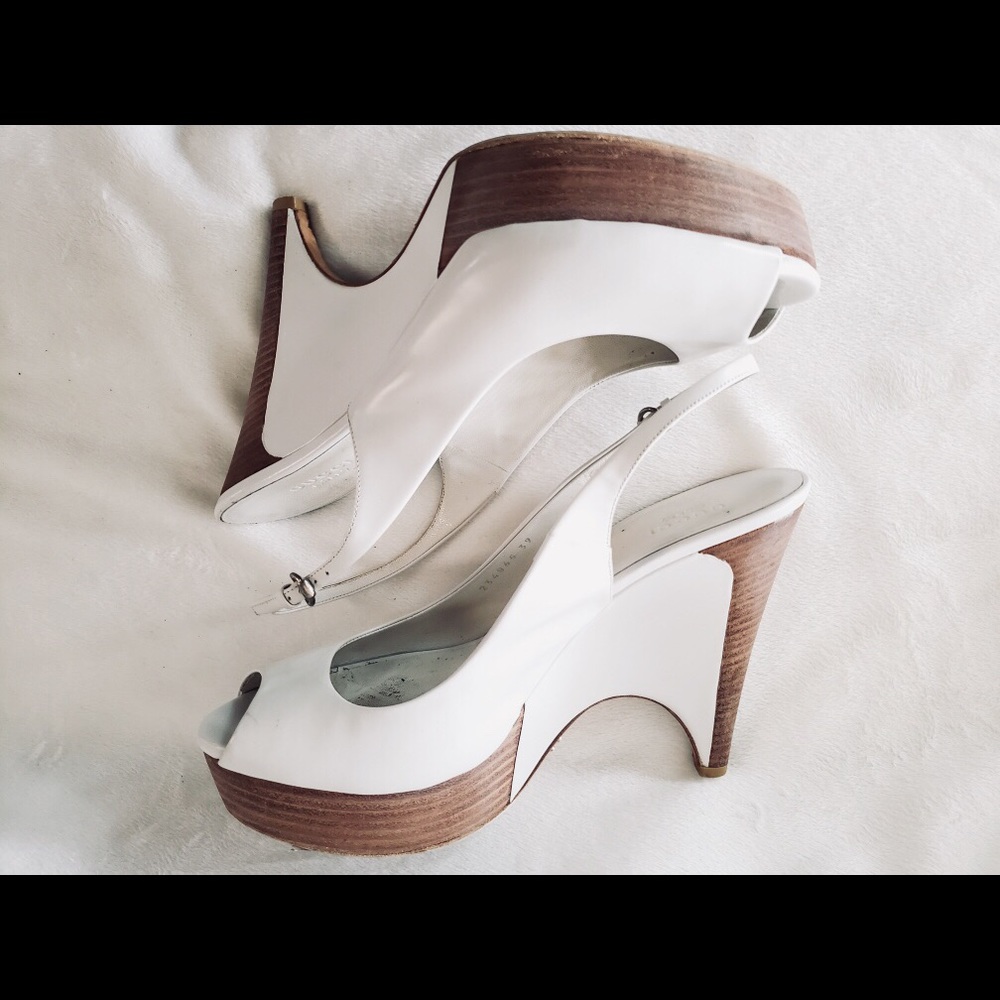 GUCCI WHITE Wedge & Wood High Heels Open Toe